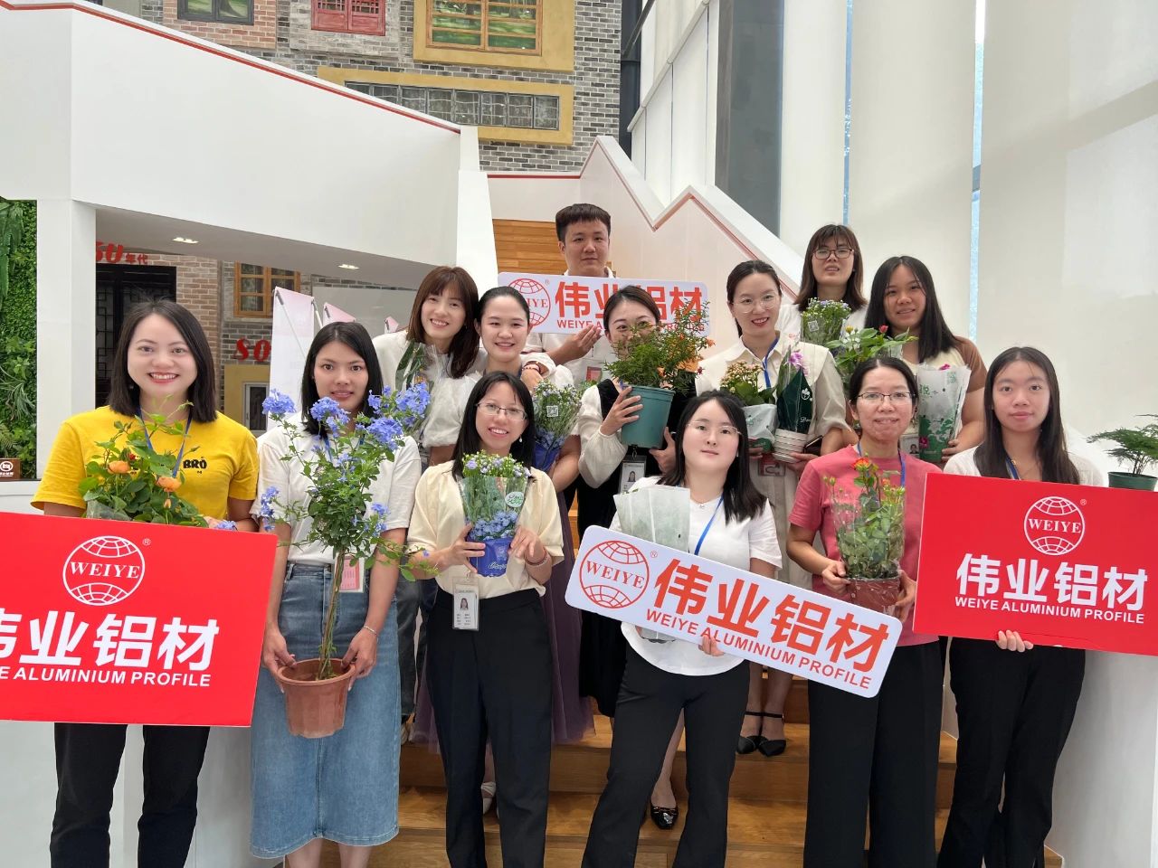 以愛澆灌，禮贈母親 | 偉業(yè)鋁材感恩母親節(jié)職工活動圓滿舉辦